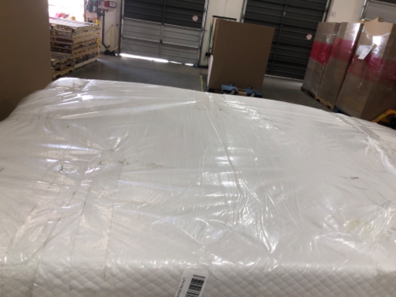 Photo 1 of FDW 8 inch Twin Mattress Gel Memory Foam Mattress for Cool Sleep & Pressure Relief, Medium Firm Mattresses CertiPUR-US Certified/Bed-in-a-Box/Pressure Relieving (8 in, Twin)