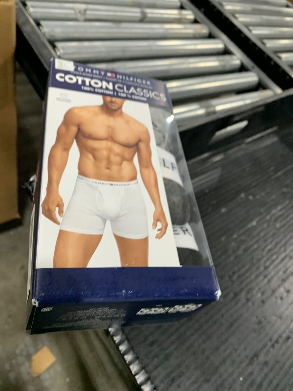 Photo 1 of Tommy Hilfiger Men's Cotton Classics 3-Pack Boxer Brief Gray Heather