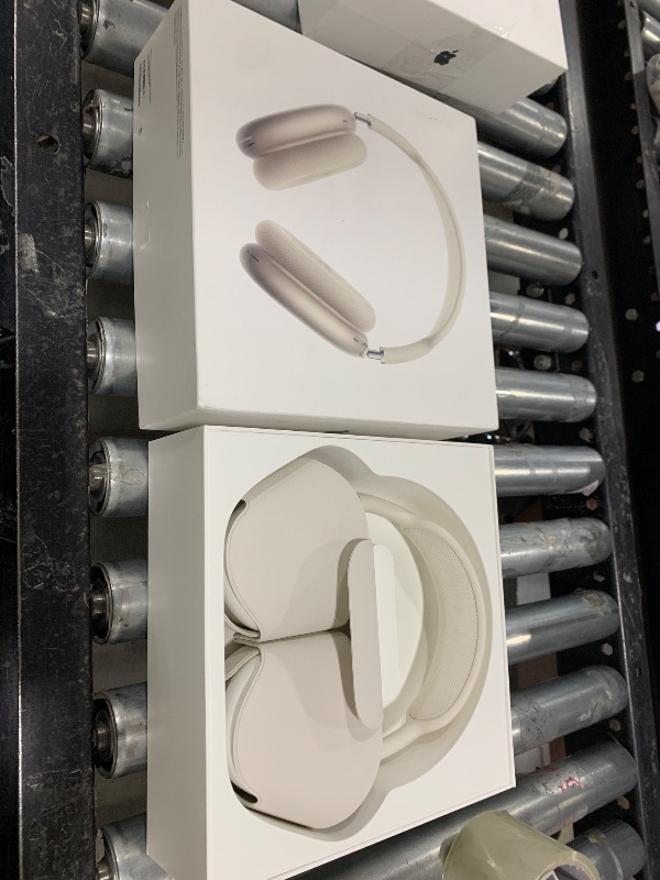Photo 1 of Apple AirPods Max Wireless Over-Ear Headphones, Pro-Level Active Noise Cancellation, Transparency Mode, Personalized Spatial Audio, USB-C Charging, Bluetooth Headphones for iPhone - Starlight