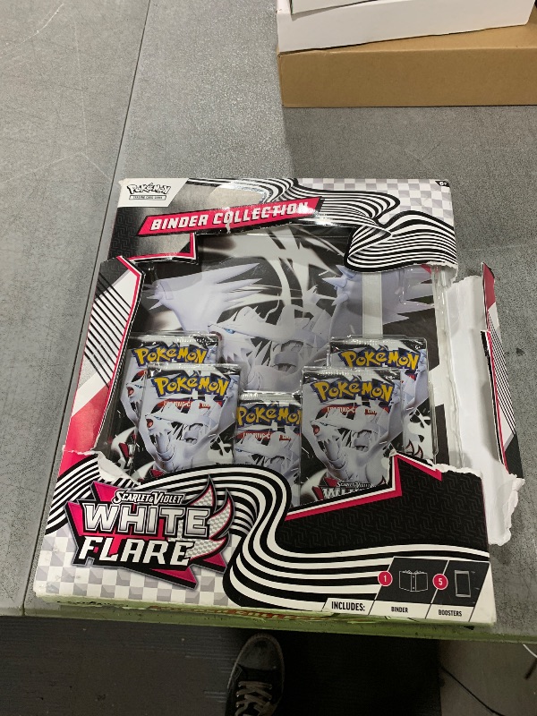 Photo 1 of Pokemon TCG Scarlet & Violet 10.5 White Flare Binder Box