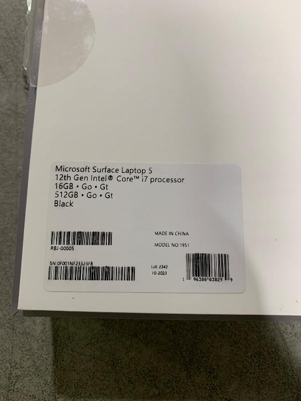 Photo 1 of Microsoft Laptop 5 13in i7 16GB 512GB Black
