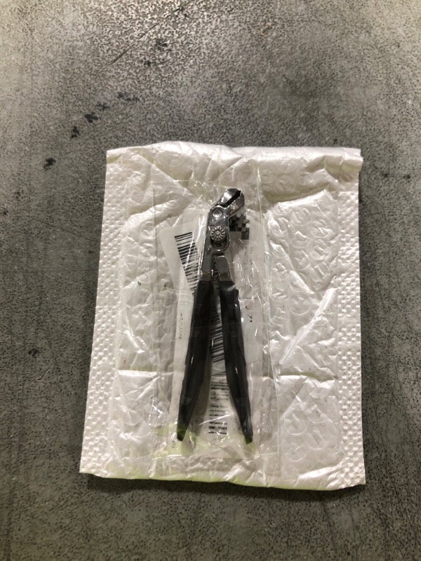 Photo 1 of Nail Clippers 
