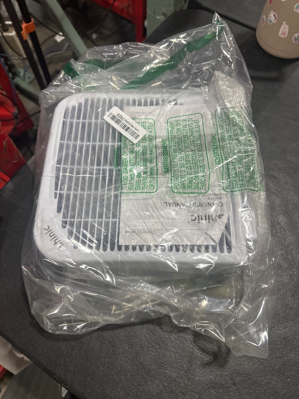 Photo 1 of PARTS ONLY ----------------------------------------------shinic 10" Tabletop Box Fan for Bedroom, 2 Speeds, Quiet Table Fan with Strong Airflow, Energy Efficient Small Box Fan, Portable Kitchen Exhaust Fan for Bedroom Bathroom Office Dorm Workshop, White