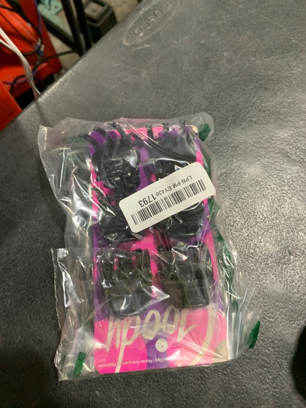 Photo 1 of Goody Classic Claw Hair Clips - 6-Count, Clear, Brown and Black - 1/2 Claw Will Gently Keep Hair Secured In Place with a Long Lasting Hold, color may vary
