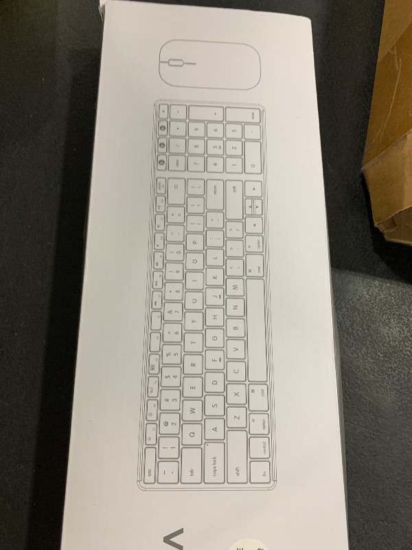 Photo 1 of seenda Bluetooth Keyboard and Mouse for Mac, SKM64-2 Multi-Device Rechargeable Slim Wireless Keyboard Mouse Stainless Steel Full Size, Compatible with MacBook Pro/Air, iPad, Mac - White Silver