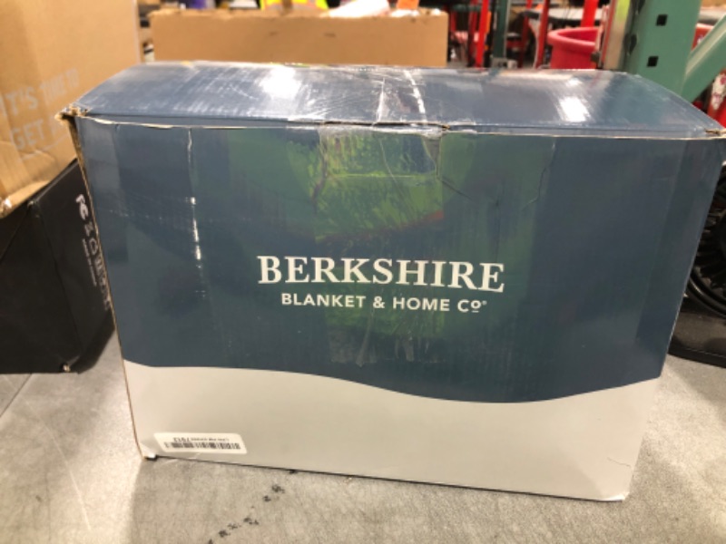 Photo 1 of Berkshire Blanket Classic VelvetLoft® Warm Sheet Set, King Size Sheet Set, 4 Piece Velvety Soft Heavyweight Flannel Bedding with Deep Pockcets (King)