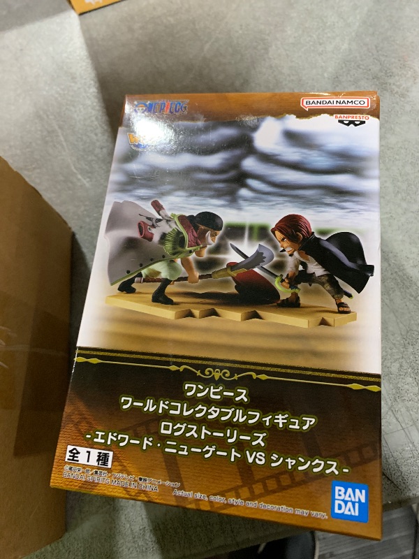 Photo 1 of Banpresto - One Piece - Log Stories - Edward Newgate vs Shanks World Collectable Figure