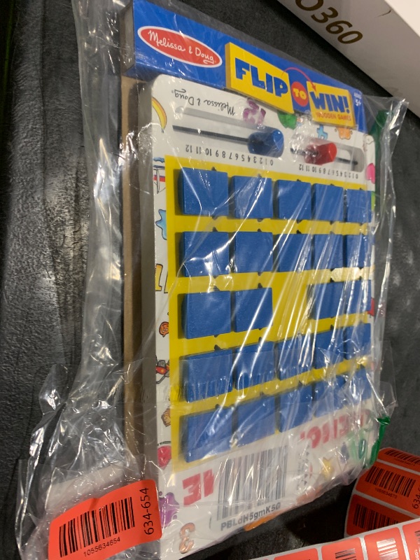 Photo 1 of 6 Pack MELISSA & DOUG FLIP TO WIN MEMORY GAME