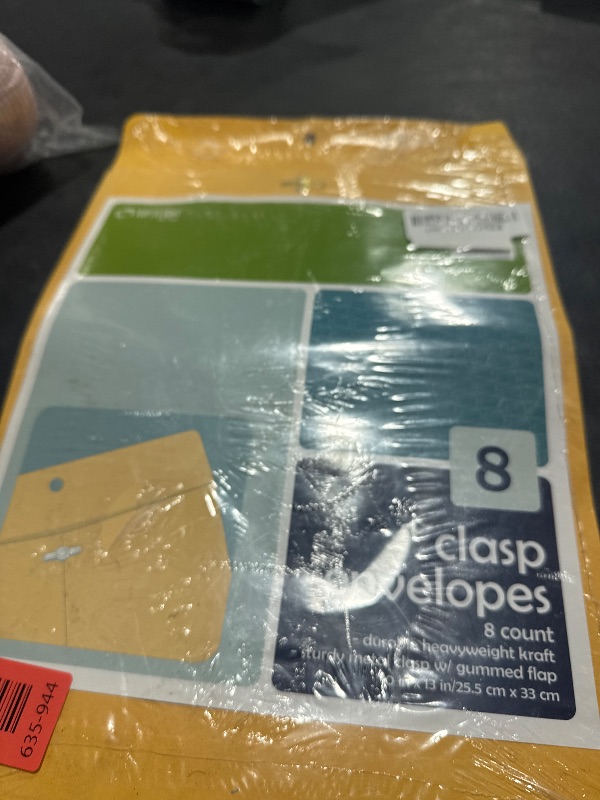 Photo 1 of Top Flight Clasp Envelopes, Gummed and Clasped Closure, 10 x 13 Inches, Brown Kraft, 8 Envelopes per Pack (6911068)