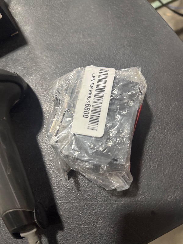 Photo 1 of Square D HomeLine 30 amps Surge 2-Pole Circuit Breaker