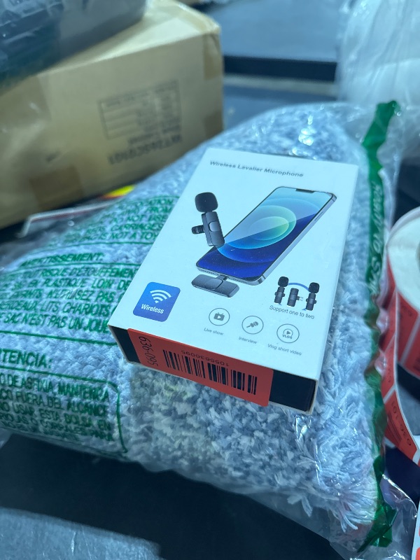 Photo 1 of GNTOET Professional Wireless Lavalier Microphone for iPhone and Android, Plug-and-Play Noise-Reducing Mini Microphone for Video Recording, Vlog, Tiktok, YouTube and Podcasting