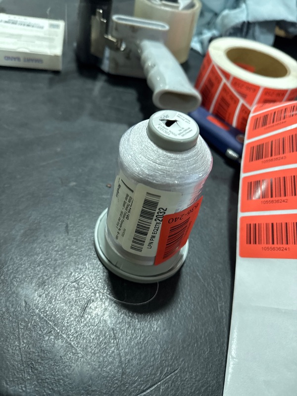 Photo 1 of Glide Thread Trilobal Polyester No. 40-5000 Meter Spool - 10CG3 Cool Grey 3