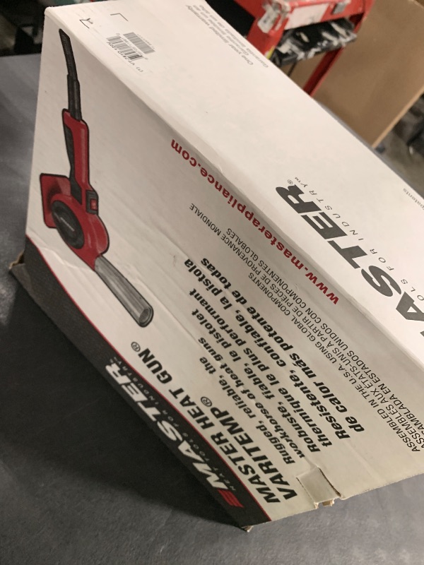 Photo 1 of Master Appliance VT-751D Industrial Heat Gun, Quick Change Plug-In Heating Element, Variable Temperature Heat Gun, 130F to 1200F, 120V, 1740W, 14.5 Amps, Assembled In USA - USA Company