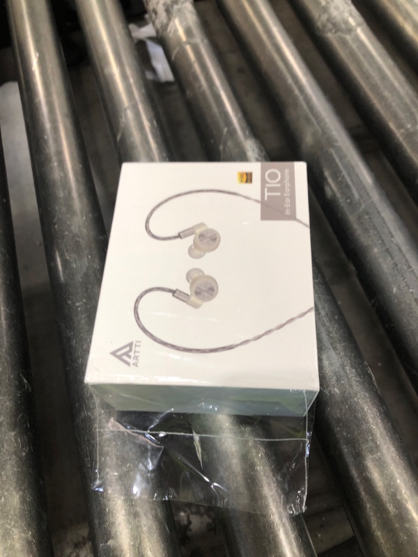 Photo 1 of ARTTI T10 in Ear Earphone, 14.2mm Dual Magnetic Circuit Planar Driver HiFi IEM Earbuds, Wired in Ear Monitor, Gaming Earphone for Musician Singer Audiophile