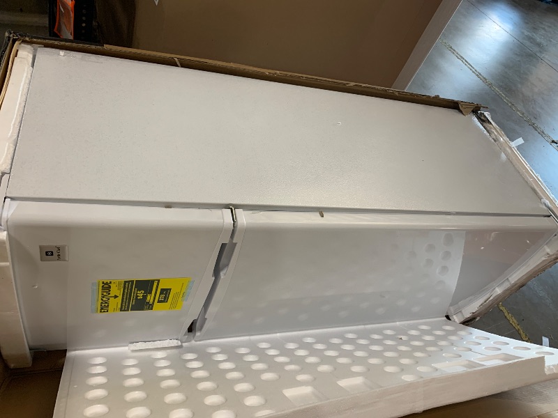Photo 1 of ACFR741WHITE6COM RCA RFR741-WHITE Apartment Size Large Compact Fridge, 7.5, White
