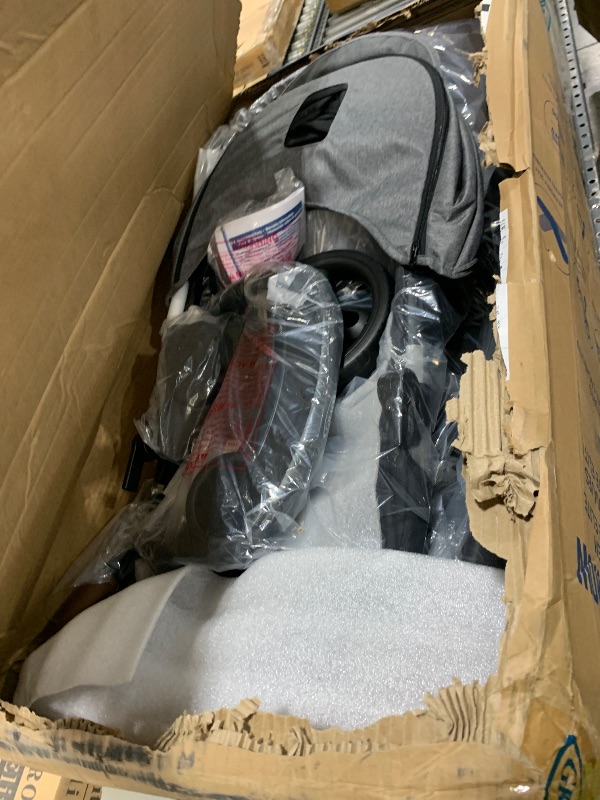Photo 1 of Graco Modes Nest2Grow Travel System, Ren
