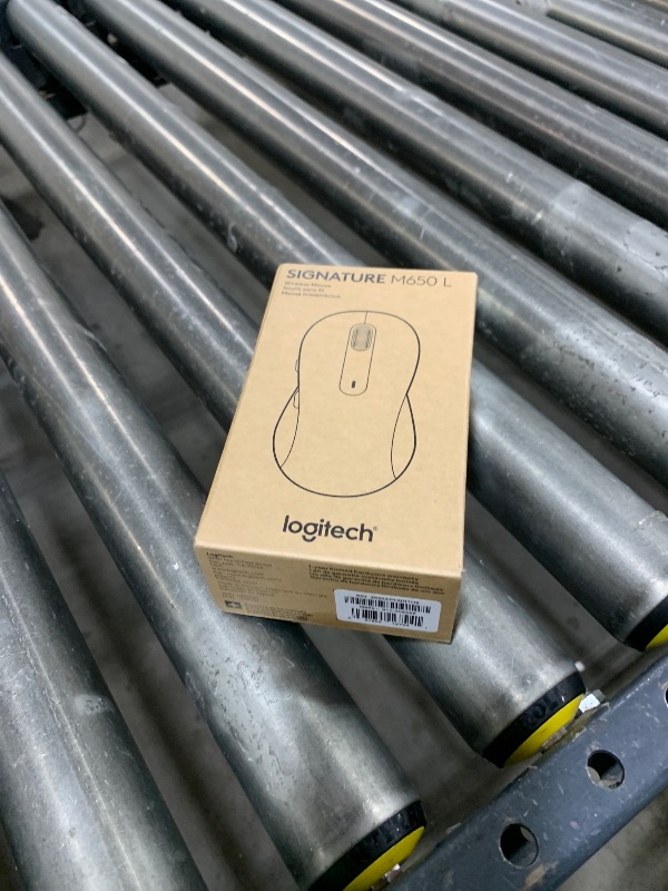 Photo 1 of Logitech Wireless Mouse Signature M650 L Full Size - Large Hands, 2-Year Battery, Silent Clicks, Customizable Buttons, Bluetooth, PC/Mac/Chromebook - Black, Right-Handed, Large