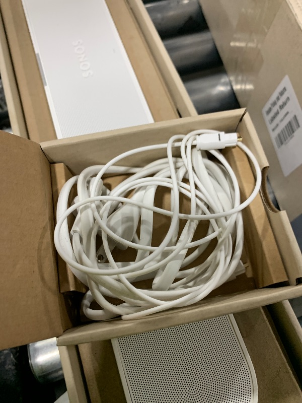 Photo 1 of Sonos Ray - White - Compact Soundbar