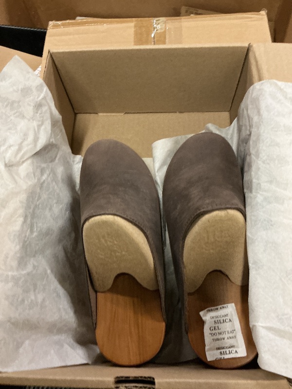 Photo 1 of Kebba Edith - Handmade Wooden Clogs with Genuine Leather | Arch Support and Comfortable Fit | Chilean Tepa Platform and EVA Sole |Made in Villarrica, Chile | Crazy Wild Cacao Color | Size 6-6.5 US