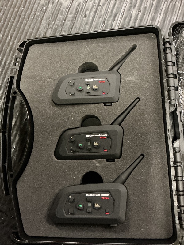 Photo 1 of Maxquall Referee Headset 3 Referees Talk Same time Football Wireless Headsets Coach Headset Soccer Communication System Sets