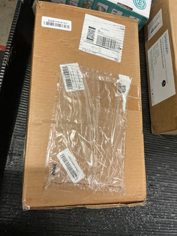 Photo 1 of Rongxu auto Silverado Tail Lights Compatible With 2003-2006 Chevy Silverado 1500/1500HD 2500/2500HD 3500 Driver and Passenger Side OE Style Rear Brake Lamps, Bulb and Harness Included (OEM Style)