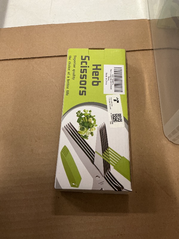 Photo 1 of 2026 Upgraded Herb Scissors, Effortless Herb Shears Cutter Tool with Sharp Stainless Steel Blades for Fresh Herbs, Must-Have Kitchen & Cooking Gadget, Green