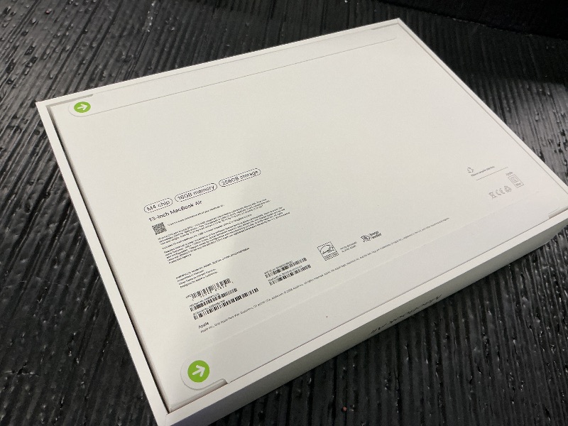 Photo 1 of Apple 2025 MacBook Air 13-inch Laptop with M4 chip: Built for Apple Intelligence, 13.6-inch Liquid Retina Display, 16GB Unified Memory, 256GB SSD Storage, 12MP Center Stage Camera, Touch ID; Silver