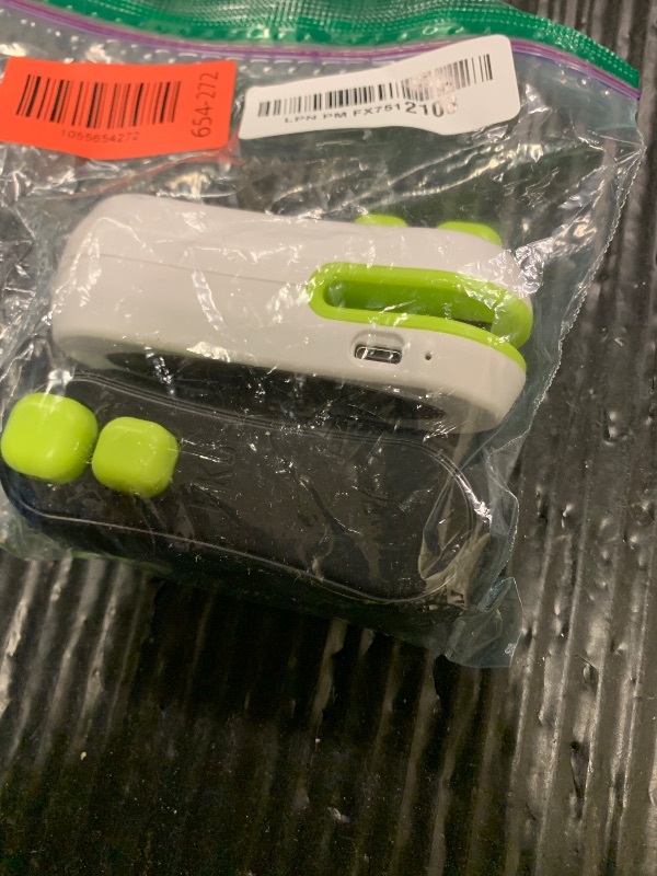 Photo 1 of 2-in-1 Mini Bag Sealer with Cutter, Rechargeable Handheld Food Sealer, Crocodile Design Portable Sealing Machine for Kitchen, Magnetic, 2 Pack