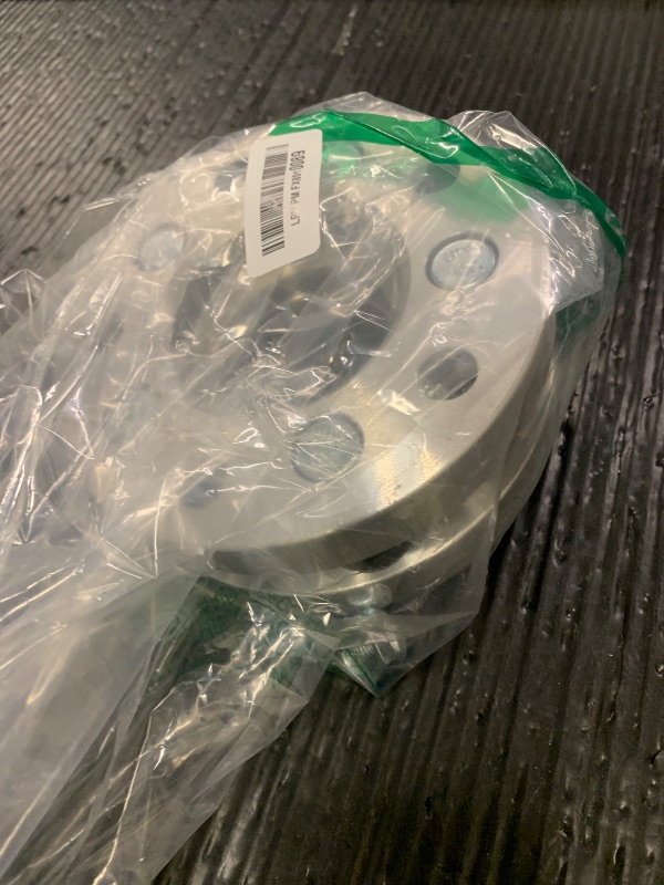 Photo 1 of 1 Inch Wheel Adapters 5x127 to 5x115 (Hub to Wheel) Hubcentric - Center Bore 78.3mm (Hub) to 70.3mm (Wheel) Compatible For 1992-1999 Yukon, 1988-1998 C1500 & K1500 to mount 5x115 Wheel (2pc M12x1.5)