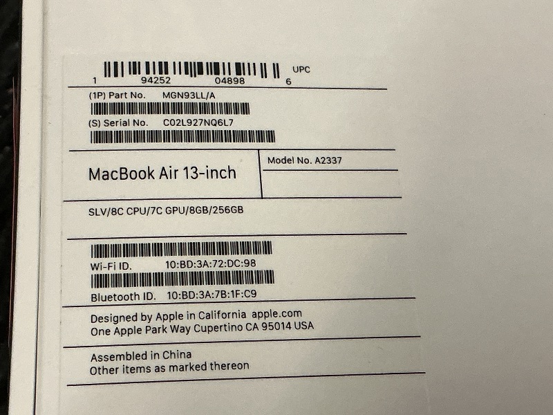 Photo 1 of 2020 Apple MacBook Air Laptop: Apple M1 Chip, 13” Retina Display, 8GB RAM, 256GB SSD Storage, Backlit Keyboard, FaceTime HD Camera, Touch ID. Works with iPhone/iPad; Silver