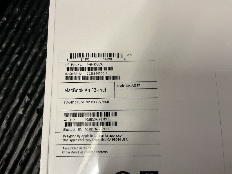 Photo 1 of 2020 Apple MacBook Air Laptop: Apple M1 Chip, 13” Retina Display, 8GB RAM, 256GB SSD Storage, Backlit Keyboard, FaceTime HD Camera, Touch ID. Works with iPhone/iPad; Silver
