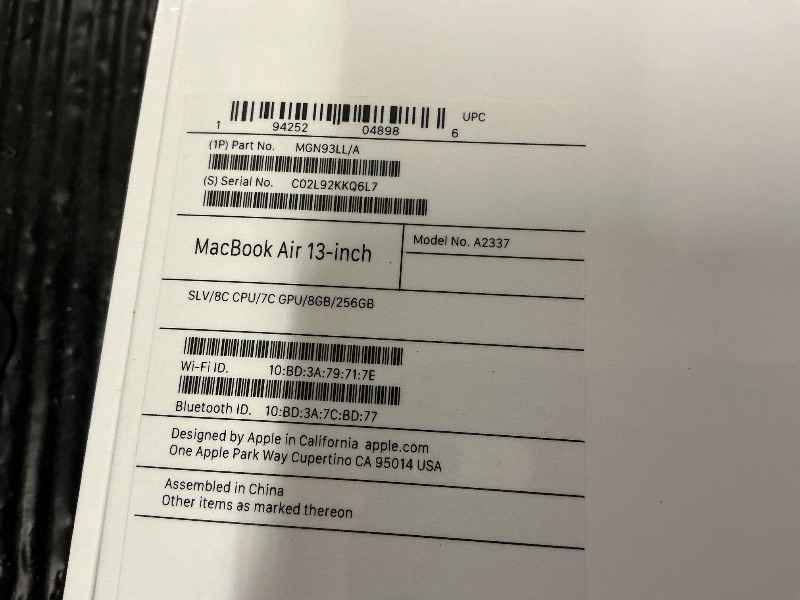 Photo 1 of 2020 Apple MacBook Air Laptop: Apple M1 Chip, 13” Retina Display, 8GB RAM, 256GB SSD Storage, Backlit Keyboard, FaceTime HD Camera, Touch ID. Works with iPhone/iPad; Silver