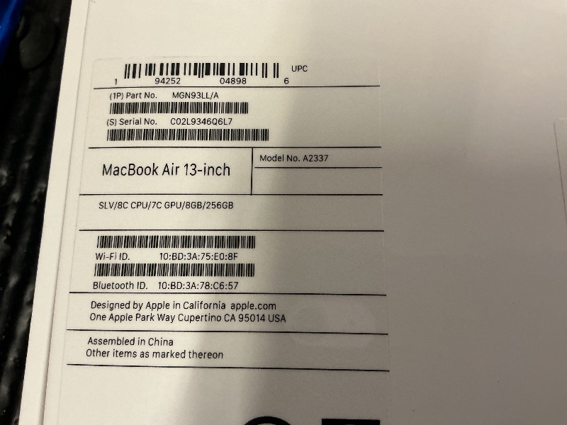 Photo 1 of 2020 Apple MacBook Air Laptop: Apple M1 Chip, 13” Retina Display, 8GB RAM, 256GB SSD Storage, Backlit Keyboard, FaceTime HD Camera, Touch ID. Works with iPhone/iPad; Silver