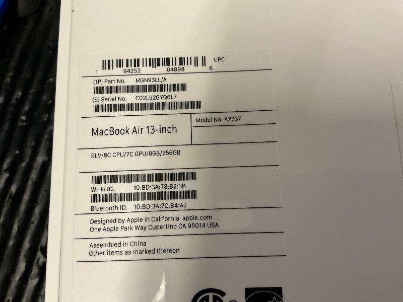 Photo 1 of 2020 Apple MacBook Air Laptop: Apple M1 Chip, 13” Retina Display, 8GB RAM, 256GB SSD Storage, Backlit Keyboard, FaceTime HD Camera, Touch ID. Works with iPhone/iPad; Silver