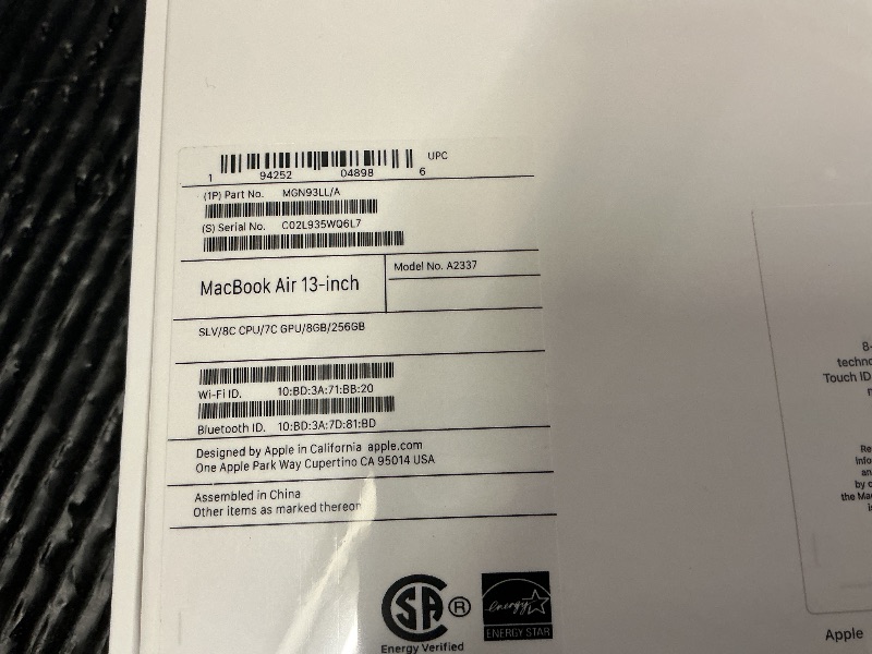 Photo 1 of 2020 Apple MacBook Air Laptop: Apple M1 Chip, 13” Retina Display, 8GB RAM, 256GB SSD Storage, Backlit Keyboard, FaceTime HD Camera, Touch ID. Works with iPhone/iPad; Silver