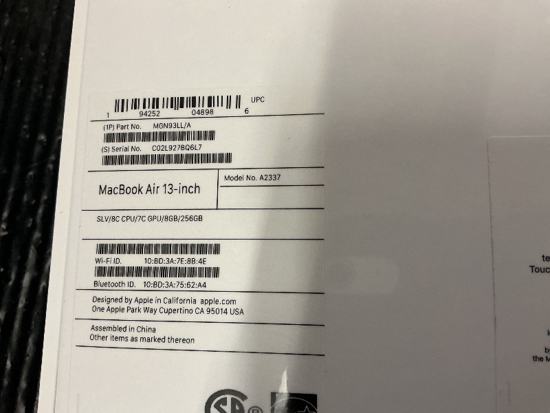 Photo 1 of 2020 Apple MacBook Air Laptop: Apple M1 Chip, 13” Retina Display, 8GB RAM, 256GB SSD Storage, Backlit Keyboard, FaceTime HD Camera, Touch ID. Works with iPhone/iPad; Silver