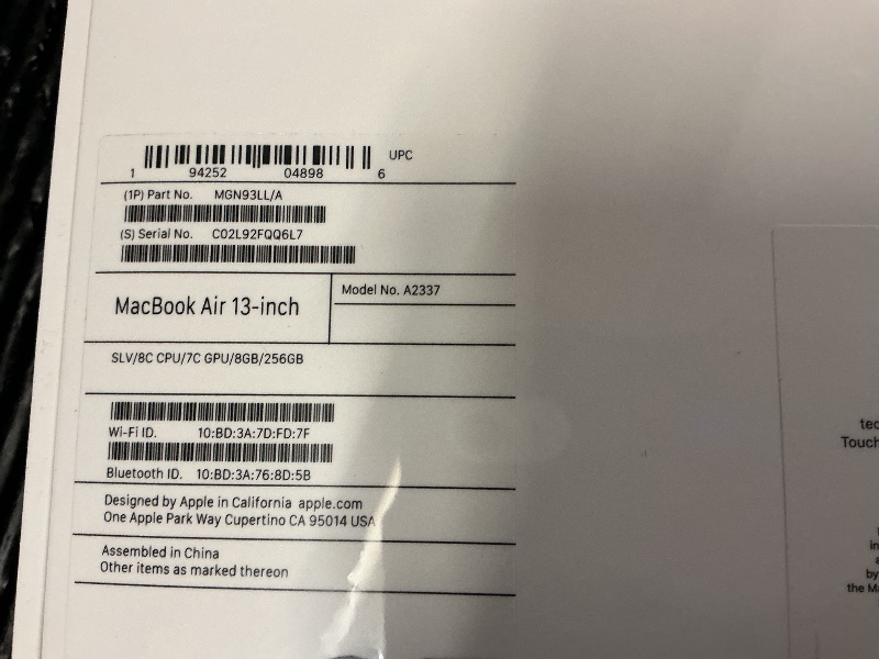 Photo 1 of 2020 Apple MacBook Air Laptop: Apple M1 Chip, 13” Retina Display, 8GB RAM, 256GB SSD Storage, Backlit Keyboard, FaceTime HD Camera, Touch ID. Works with iPhone/iPad; Silver