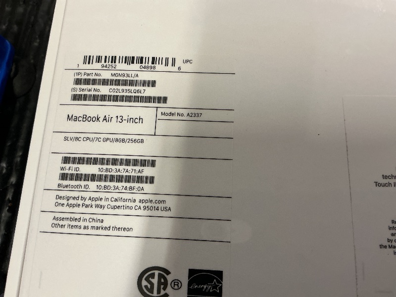 Photo 1 of 2020 Apple MacBook Air Laptop: Apple M1 Chip, 13” Retina Display, 8GB RAM, 256GB SSD Storage, Backlit Keyboard, FaceTime HD Camera, Touch ID. Works with iPhone/iPad; Silver