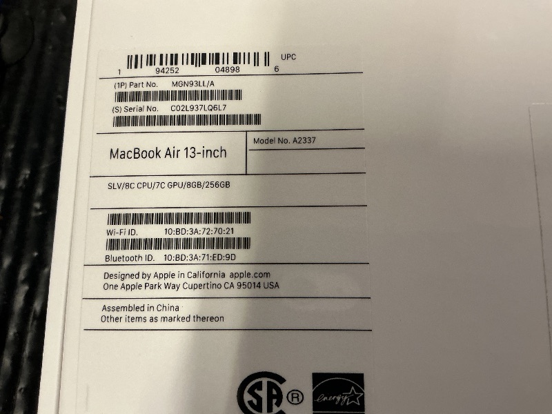 Photo 1 of 2020 Apple MacBook Air Laptop: Apple M1 Chip, 13” Retina Display, 8GB RAM, 256GB SSD Storage, Backlit Keyboard, FaceTime HD Camera, Touch ID. Works with iPhone/iPad; Silver