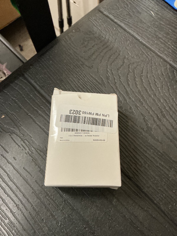 Photo 1 of 2 in 1 Presentation Clicker with Laser Pointer Finger Ring Clicker Rechargeable Presentation Clicker Long Distance PPT Clicker Remote Wireless Clicker Laser Pointer for Classroom Teacher Projector