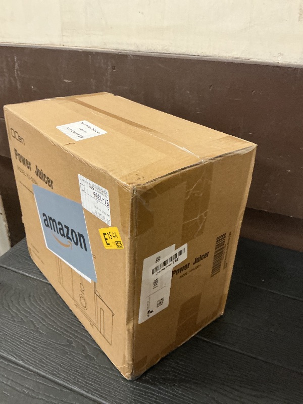 Photo 1 of Qcen Juicer Machine, 800W Centrifugal Juicer Extractor with Wide Mouth 3” Feed Chute for Fruit Vegetable, Easy to Clean, Stainless Steel, BPA-free (Black)