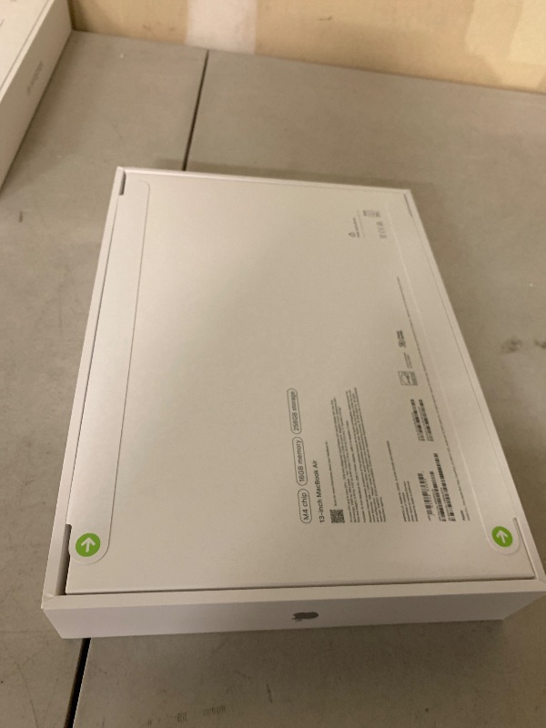 Photo 1 of Apple 2025 MacBook Air 13-inch Laptop with M4 chip: Built for Apple Intelligence, 13.6-inch Liquid Retina Display, 16GB Unified Memory, 256GB SSD Storage, 12MP Center Stage Camera, Touch ID; Silver