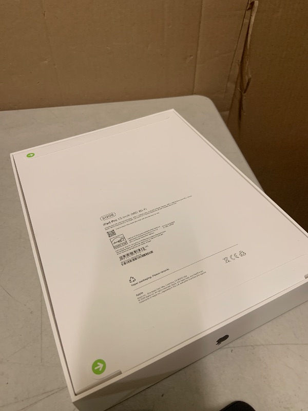 Photo 1 of Apple iPad Pro 13-inch (M5): Ultra Retina XDR Display, 512GB, Landscape 12MP Front Camera/12MP Back Camera, LiDAR Scanner, Wi-Fi 7 with Apple N1, Face ID, All-Day Battery Life — Space Black