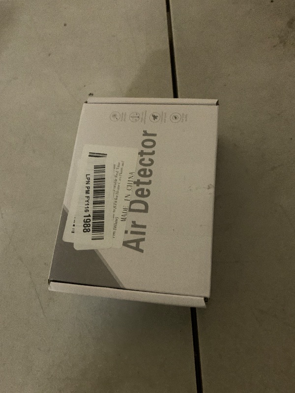 Photo 1 of 10 in 1 Indoor Air Quality Monitor, Portable Smartair air Quality Tester, Portable Real-Time Detector, with AQI, Fit for Home Cars RV Hotel Plants and Pets (White)