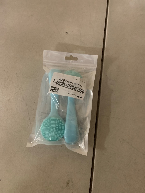 Photo 1 of 2Pack Silicone Face Brush Manual Face Scrub Brush Soft Facial Brushes Waterproof Exfoliating Face Brush Skin Friendly Face Cleaner Brush for Women and Men Blackheads Makeup Residues Removal(Blue)