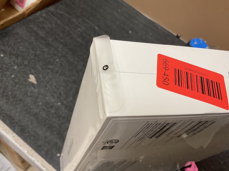 Photo 1 of FACTORY SEALED SEE PICTURES,,,,,,,,,,,,,,,2020 Apple MacBook Air Laptop: Apple M1 Chip, 13” Retina Display, 8GB RAM, 256GB SSD Storage, Backlit Keyboard, FaceTime HD Camera, Touch ID. Works with iPhone/iPad; Silver