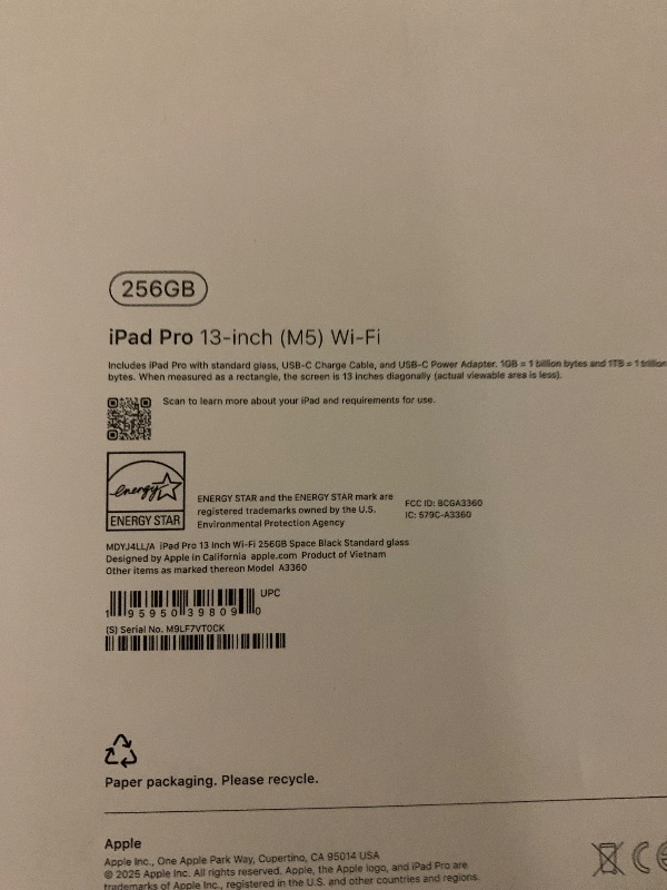 Photo 1 of Apple iPad Pro 13-inch (M5): Ultra Retina XDR Display, 256GB, Landscape 12MP Front Camera/12MP Back Camera, LiDAR Scanner, Wi-Fi 7 with Apple N1, Face ID, All-Day Battery Life — Space Black