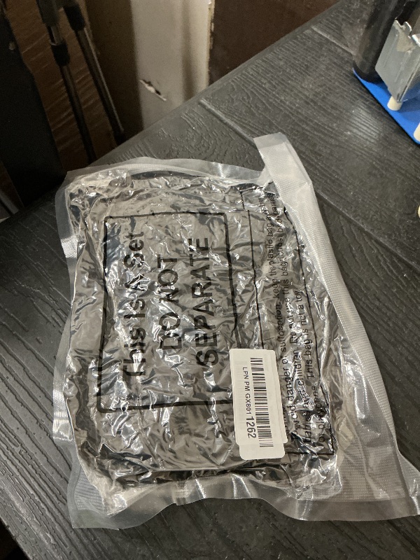 Photo 1 of 12 Pieces Deep Conditioning Caps Aluminum Foil Reusable Hair Processing Hair Coloring Shower Caps for Home Salon Use(12 Inch,Black)