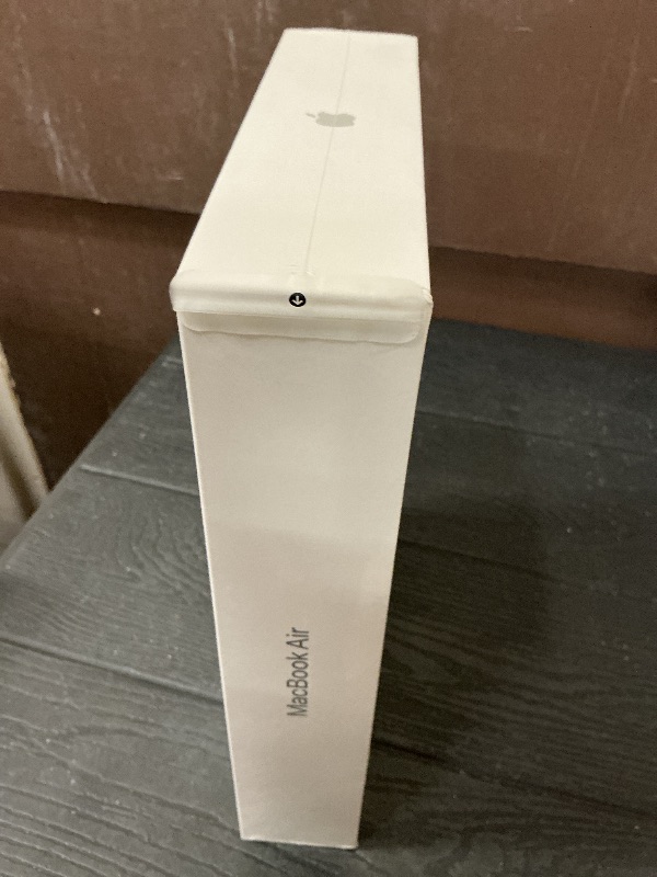 Photo 1 of 2020 Apple MacBook Air Laptop: Apple M1 Chip, 13” Retina Display, 8GB RAM, 256GB SSD Storage, Backlit Keyboard, FaceTime HD Camera, Touch ID. Works with iPhone/iPad; Silver