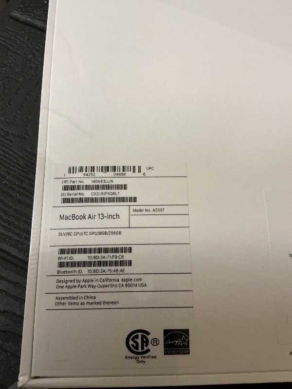 Photo 1 of 2020 Apple MacBook Air Laptop: Apple M1 Chip, 13” Retina Display, 8GB RAM, 256GB SSD Storage, Backlit Keyboard, FaceTime HD Camera, Touch ID. Works with iPhone/iPad; Silver